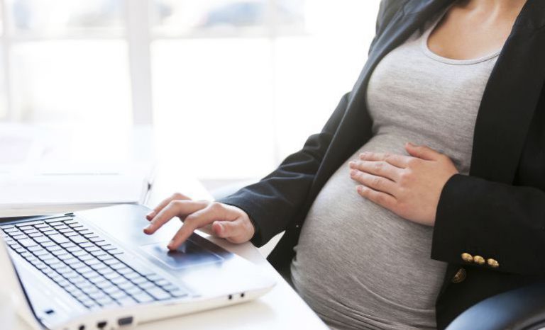 CGT denuncia la discriminación de las madres interinas con ocasión de las vacantes sobrevenidas